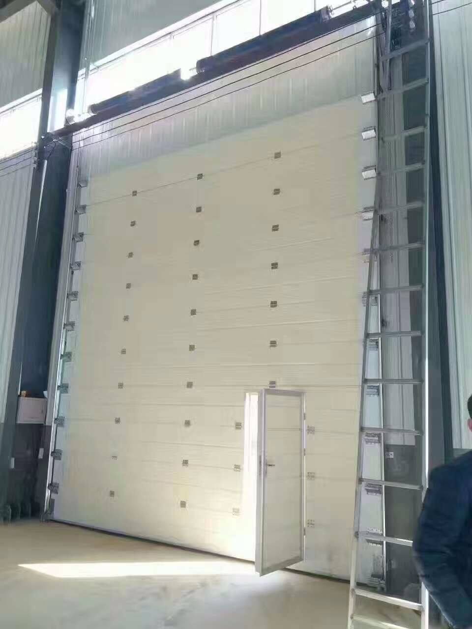 滄州快速提升門(mén)